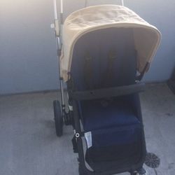 Blue Bugaboo Cameleon Stroller