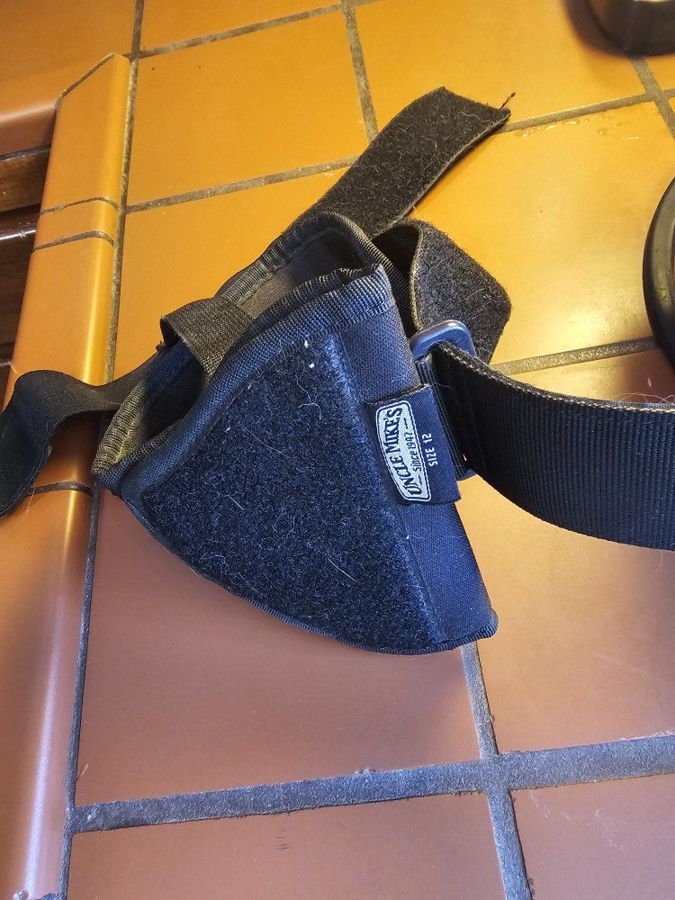 Uncle Mike's Ankle Holster Size 12