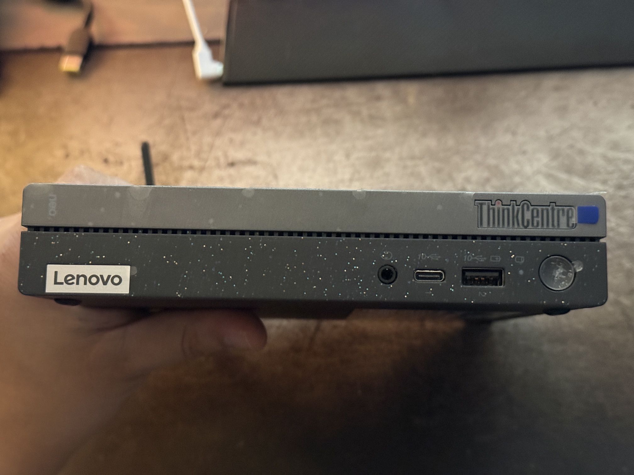 Lenovo Thinkcentre Neo 50q Gen 4 Mini PC 