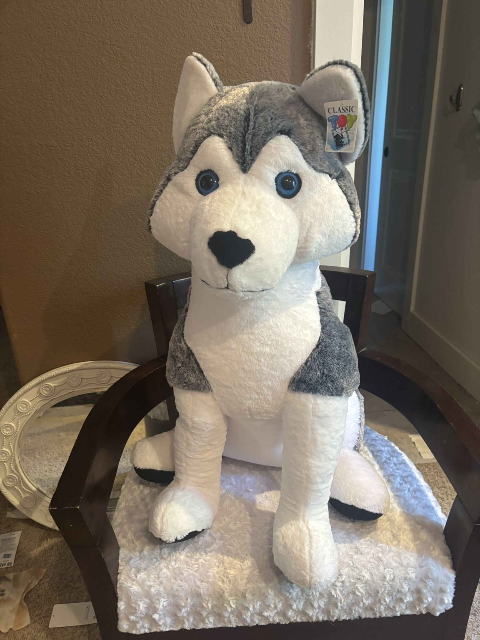 Giant Plush Wolf/Husky
