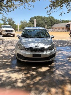 2014 kia rio