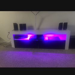 Milano Classic 63’ All Wood Centerpiece With Pre Installed LED’S