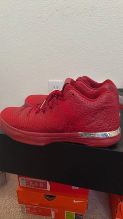 Air Jordan XXXI Low Red Sneakers