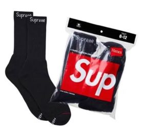 Black supreme socks