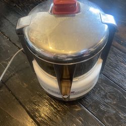 Acme Supreme Juicer  6001 