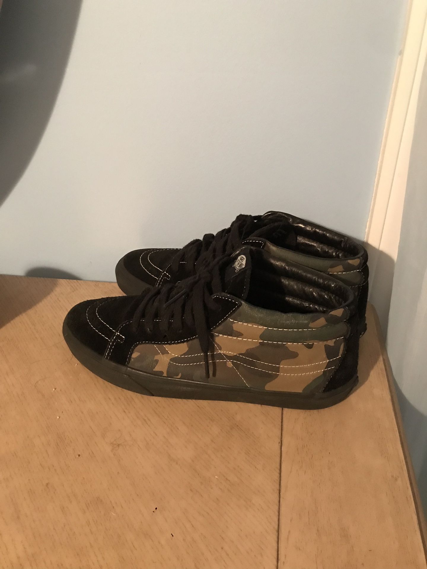 Supreme Vans Sk8-Mid