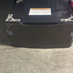 LG washer, dryer pedestal 29 inch