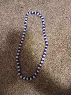 Bead necklace