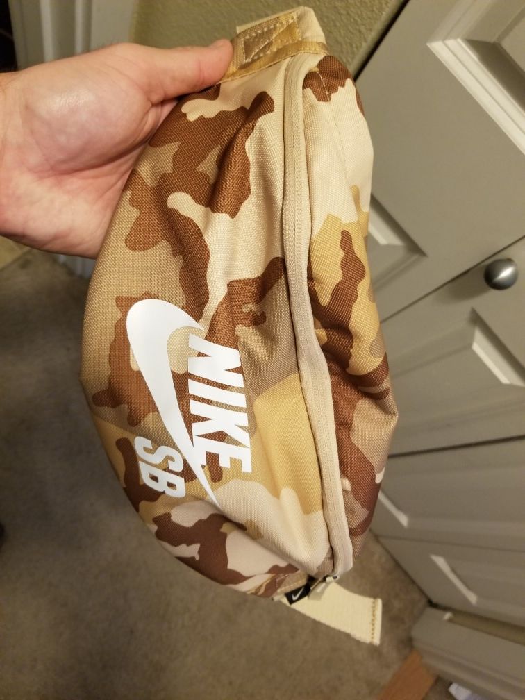 Nike Men's waist bag Brand New Never used