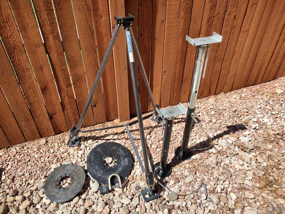Fifth Wheel Equipment