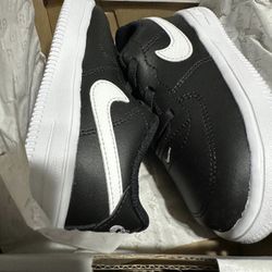 Nike force 1 ‘18 (TD) size 8c black/white *NEW