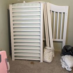Crib With Mattress 