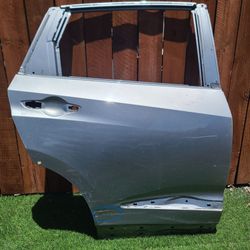 2019 - 2022 ACURA RDX RIGHT REAR DOOR PASSENGER SIDE USED OEM. NC6