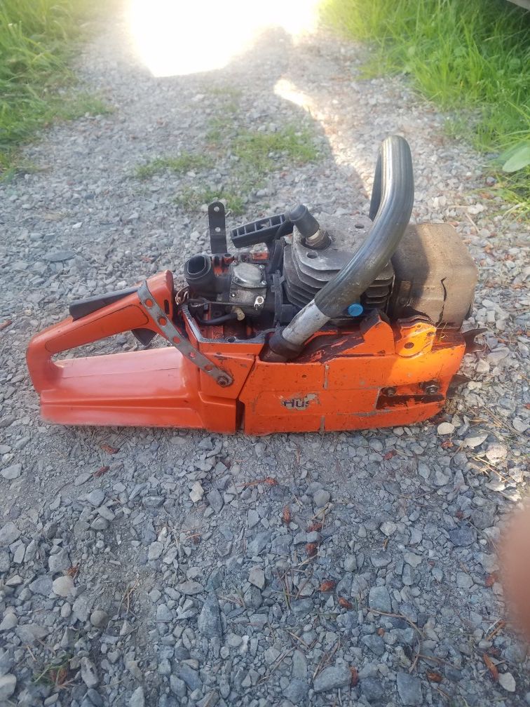 Husqvarna 262xp chainsaw