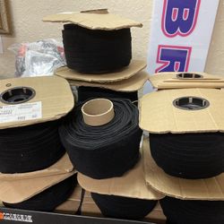 VELCRO® Brand Reusable Strap, 1/2 in. x Up To 200 yd., Black