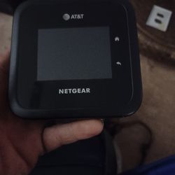 Netgear Nighthawk MR6500 Wireless Router