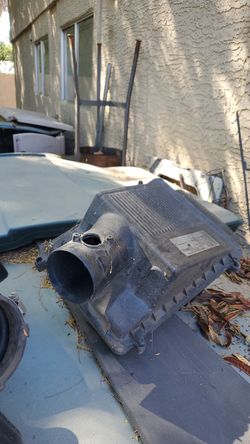 Stock Chevy tahoe intake assembly