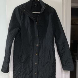 Women’s Sz LARGE Black Quilted Jacket | Women's Coat w/ Stand Up Collar Zipper & Snap Closure 