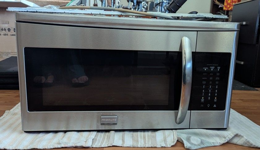 Microwave - FREE!!!