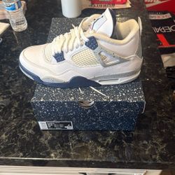 Jordan 4 Midnight Navy