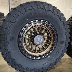 17 inch lock 8 Lug with 35 12 50 17 mt 👌💯👌💯👌💯👌🫡👌🫡👌👌💯👌👌👌