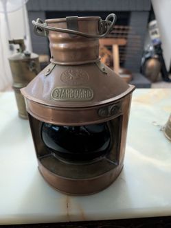 Tung Woo Starboard lantern