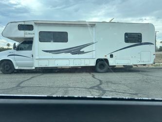 Busco espacio para una motor home en renta