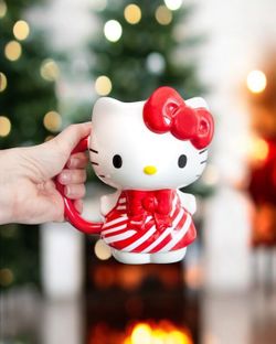 New Hello Kitty Christmas Holiday Candy Cane striped Ceramic Coffee Mug