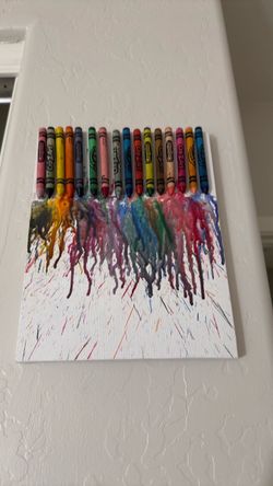 Photo canvas with crayons