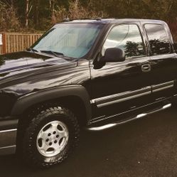 4X4 2003 Chevy Black Friday 🎁