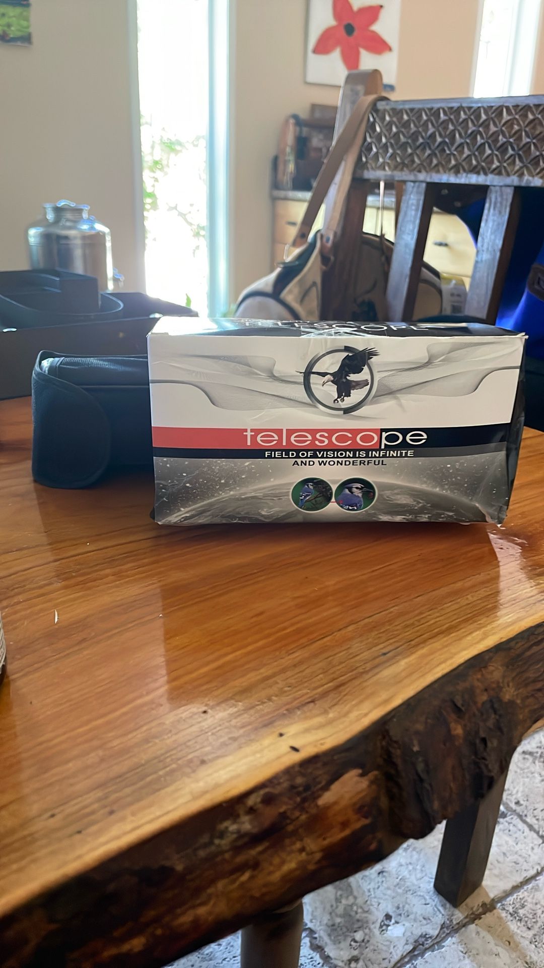 NEW 🆕 10 X42 96/1000M Birding’s 🦅, Sports 🏈 Featherlight Monocular Scope Plus Tripod And Phone Adaptor.