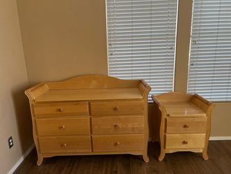 Light Wood Dresser and Nightstand Set