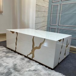 Coffee Table White Glossy gold details 47x27x17