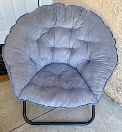 2 Oversized folding corduroy grey chairs