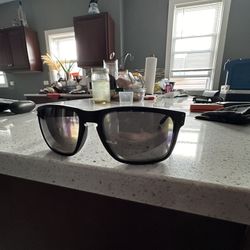 Sunglasses Oakleys 