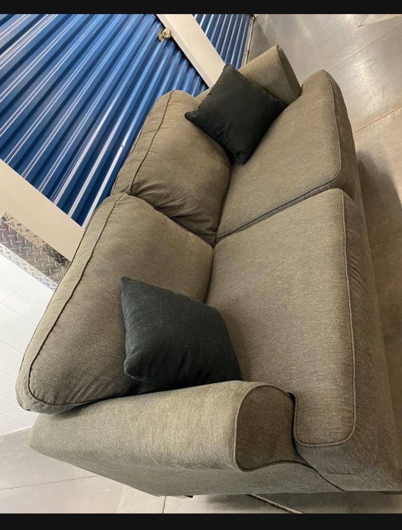 Modern Gray Couch (free delivery)