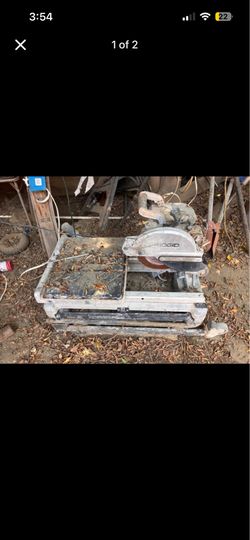 Wet tile stand
