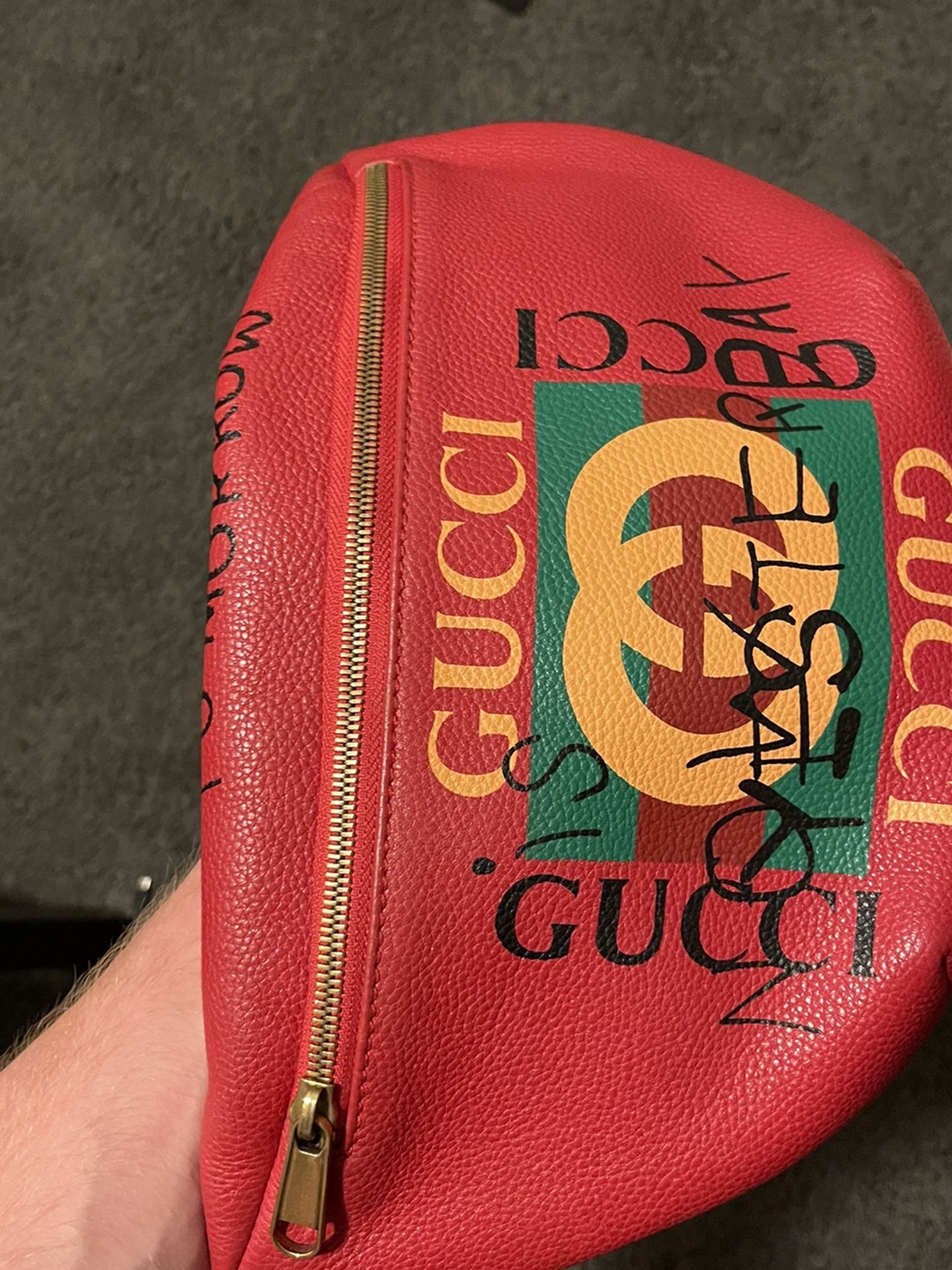 Gucci Cross Body Bag 