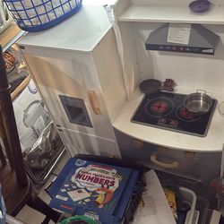 Play kitchen