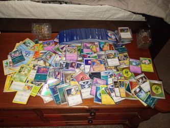 Pokémon Trading Cards 1000+
