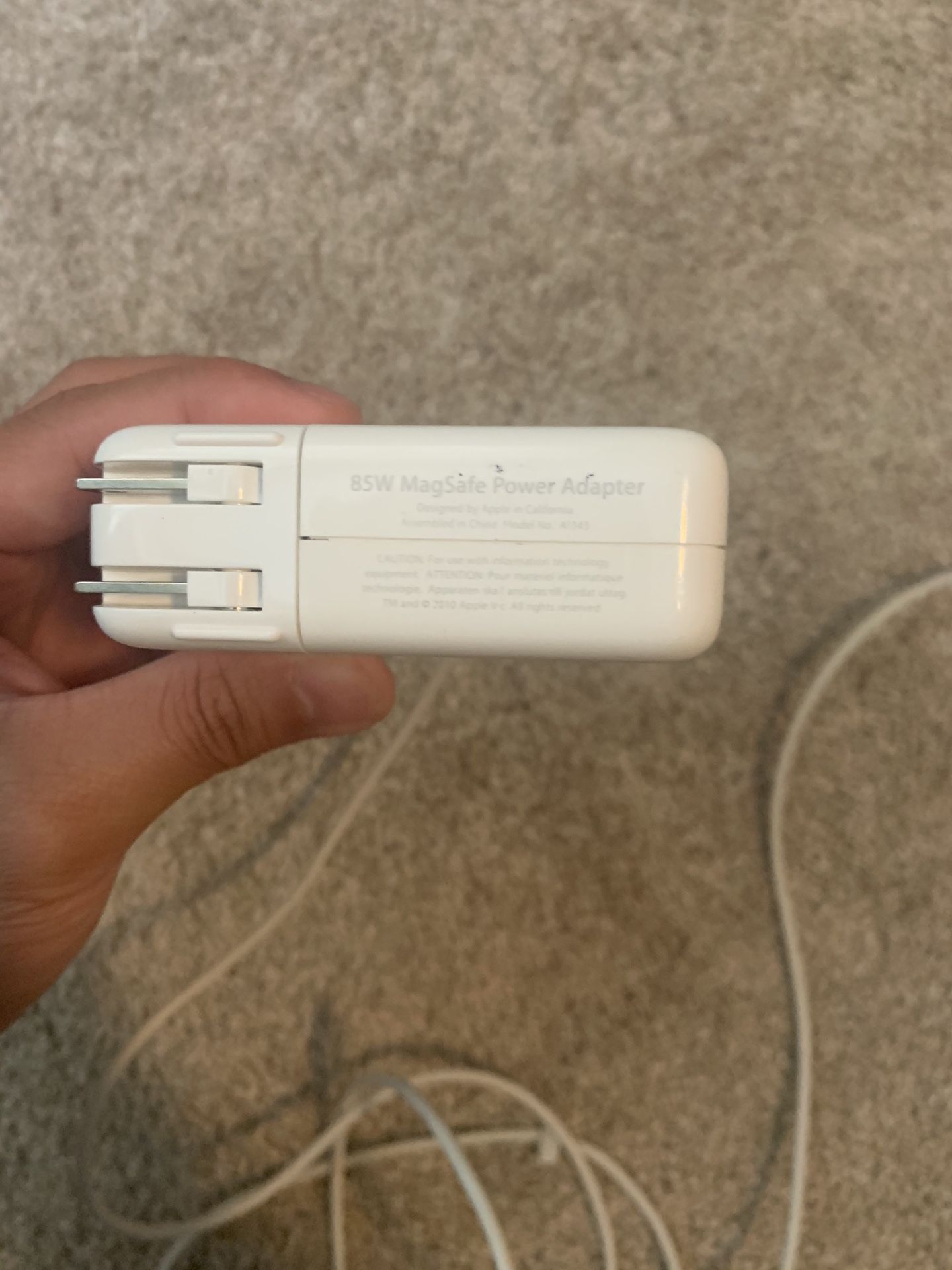 Apple 85w magsafe charger
