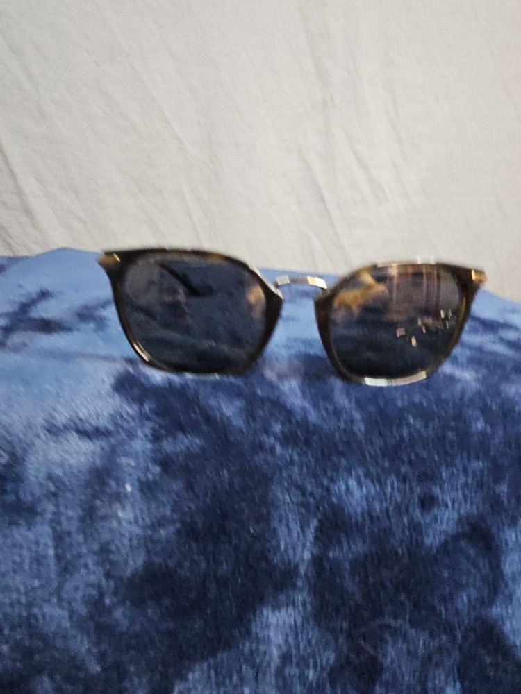 Burberry Sunglasses