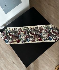 Christmas Cat Tapestry Table Runner