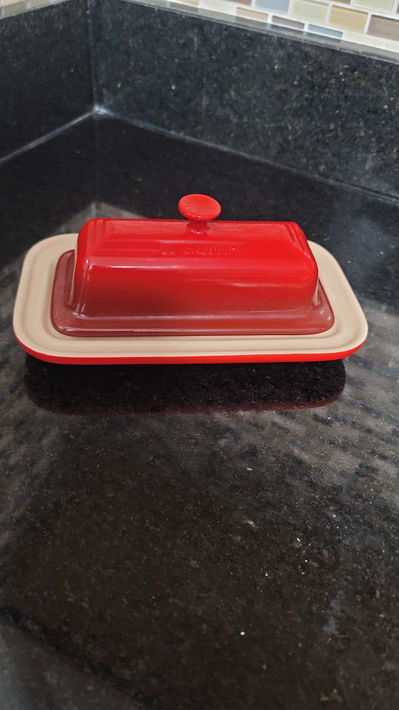 NEW Le Creuset Red Stoneware Butter Dish