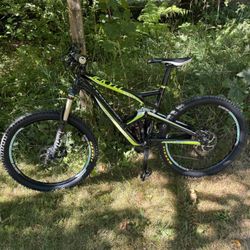 Cannondale jekyll bike