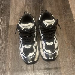 Balenciaga Runner Sneaker 'Black White'
