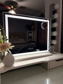 Vanity Mirror with LED Lighting