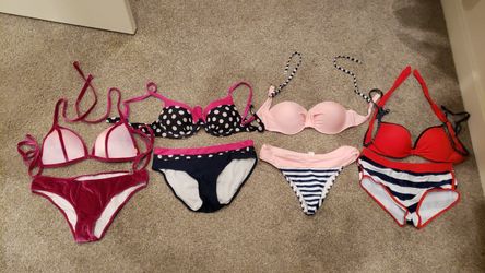 Bikini / Swimsuit