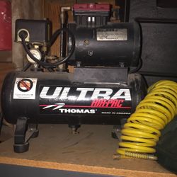 Air Compressed With Air Brad Nail gun, Air Grinder, Staple Gun Air Wedge And Extra Hose