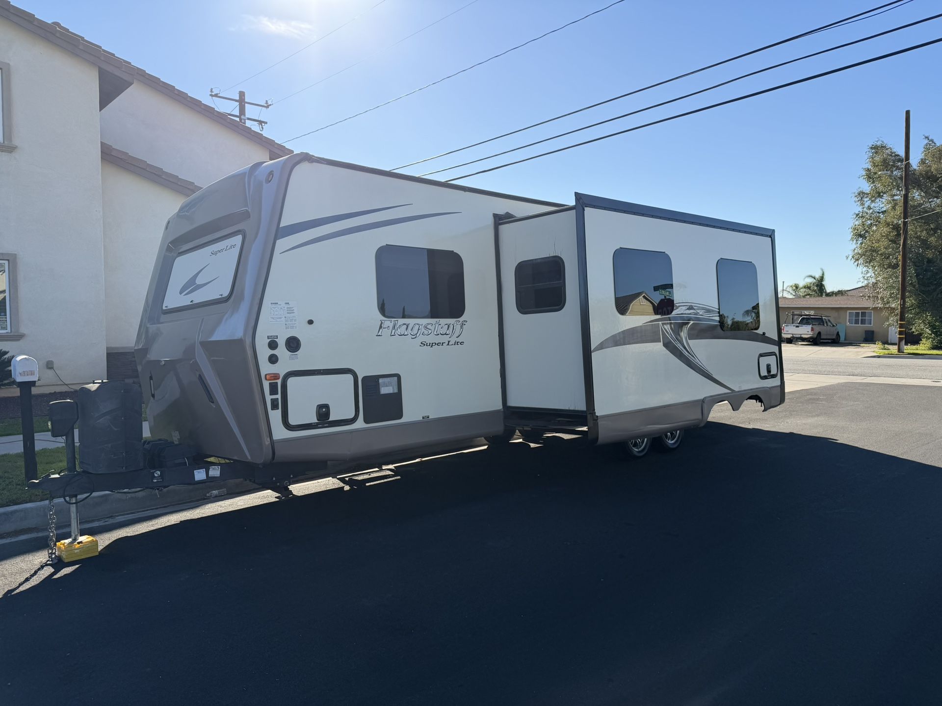 2017 Forest River Flagstaff Double slide model 26RBSSA Emerald Edition